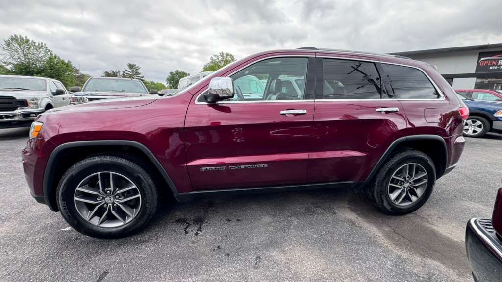 2017 Jeep Grand Cherokee Image 3