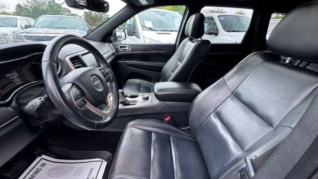 2017 Jeep Grand Cherokee Image 9