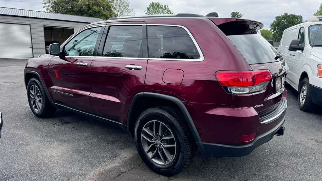 2017 Jeep Grand Cherokee Image 13