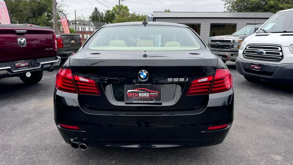 2015 BMW 5 Series Image 5