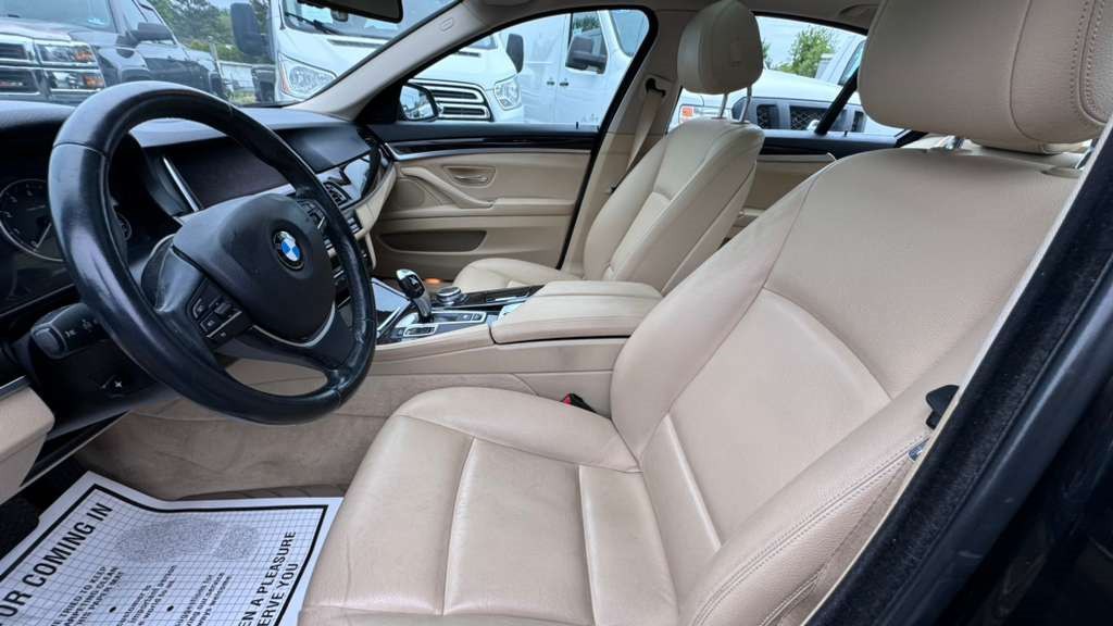 2015 BMW 5 Series Image 10