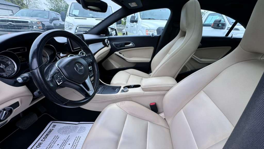 2014 Mercedes-Benz CLA-Class Image 8