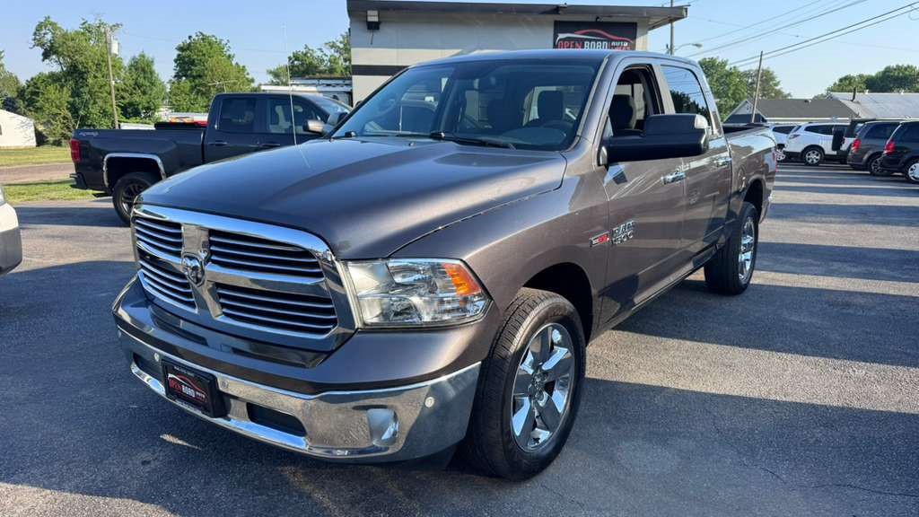 2017 RAM 1500 Image 2