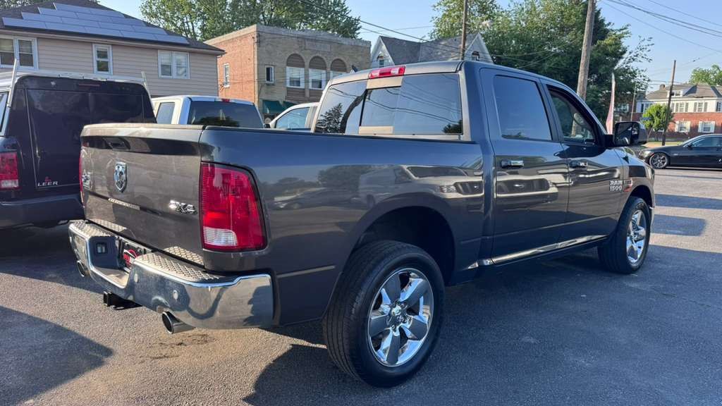2017 RAM 1500 Image 6