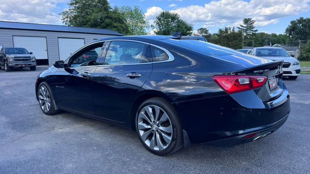2018 Chevrolet Malibu Image 4