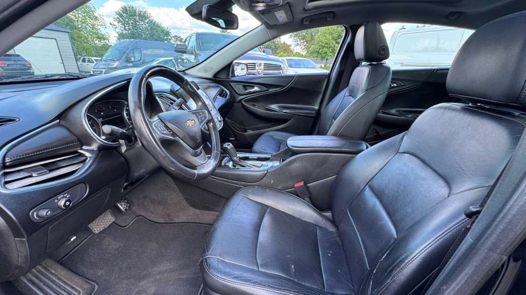 2018 Chevrolet Malibu Image 7