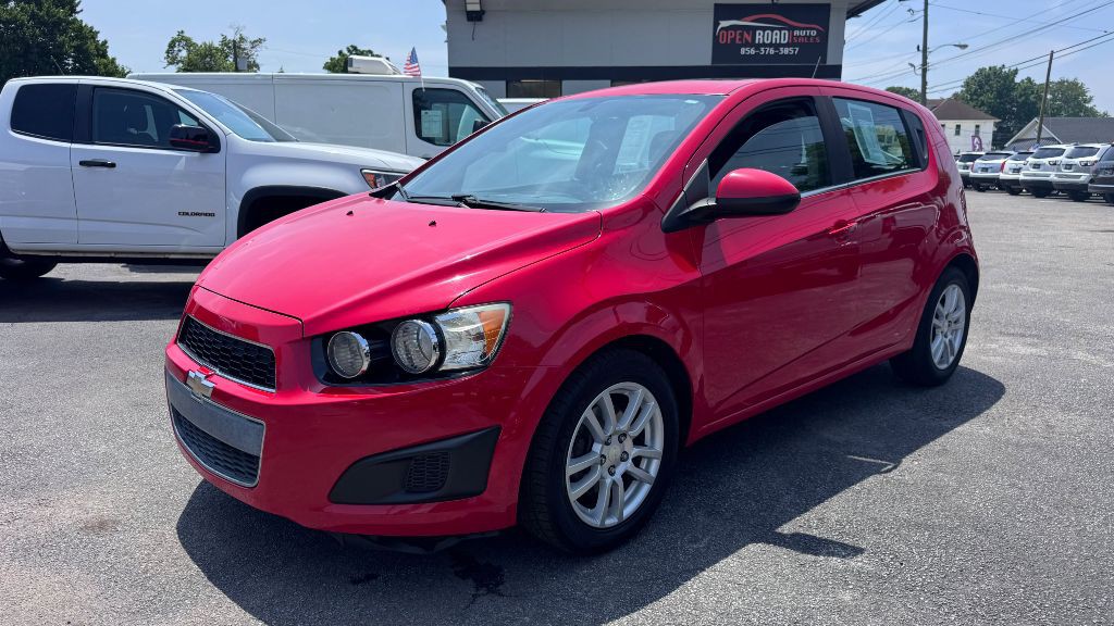 2015 Chevrolet Sonic Image 4