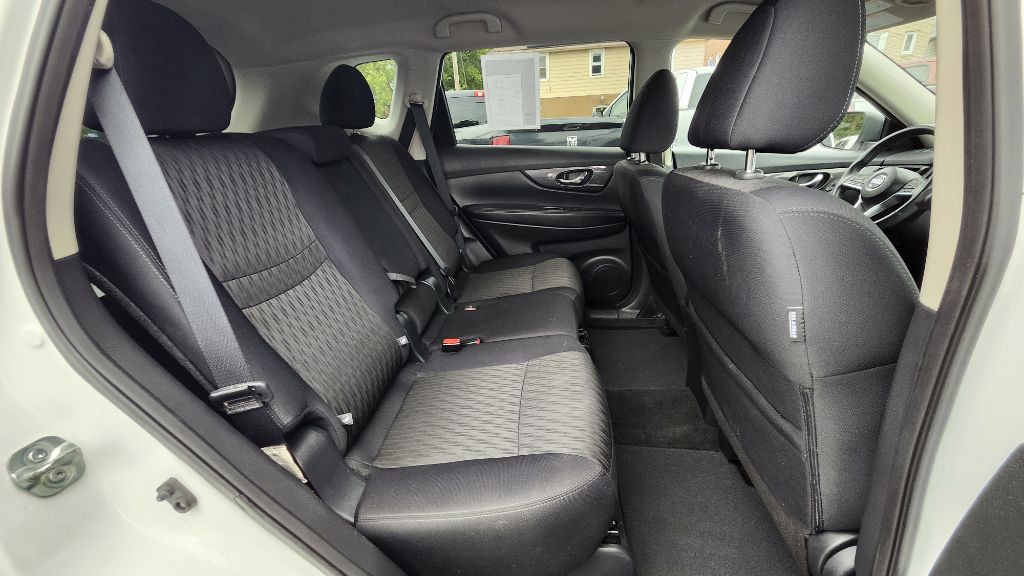 2018 Nissan Rogue Image 14