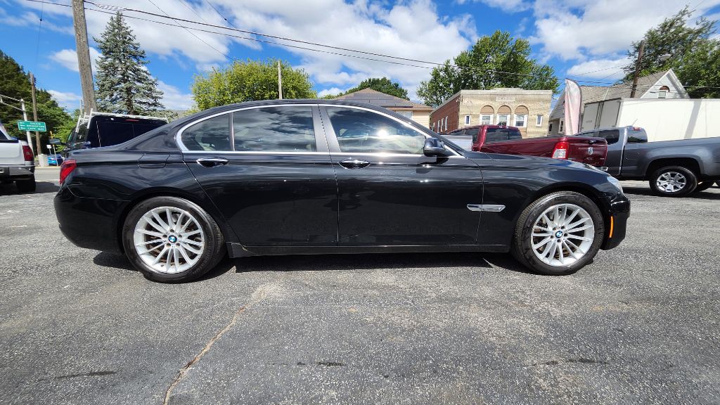 2013 BMW 7 Series Image 7