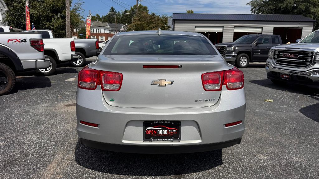 2016 Chevrolet Malibu Image 6