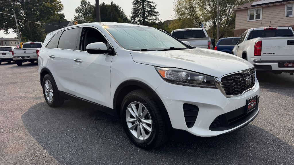 2019 Kia Sorento Image 2