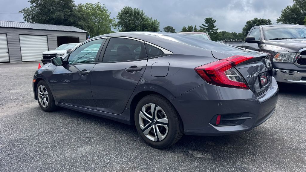 2017 Honda Civic Image 2