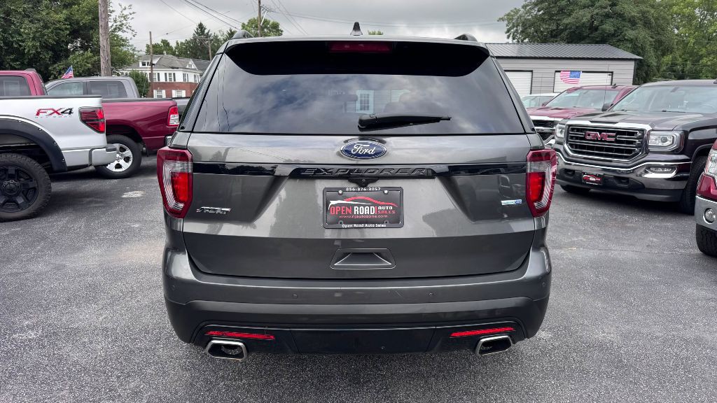 2017 Ford Explorer Image 6
