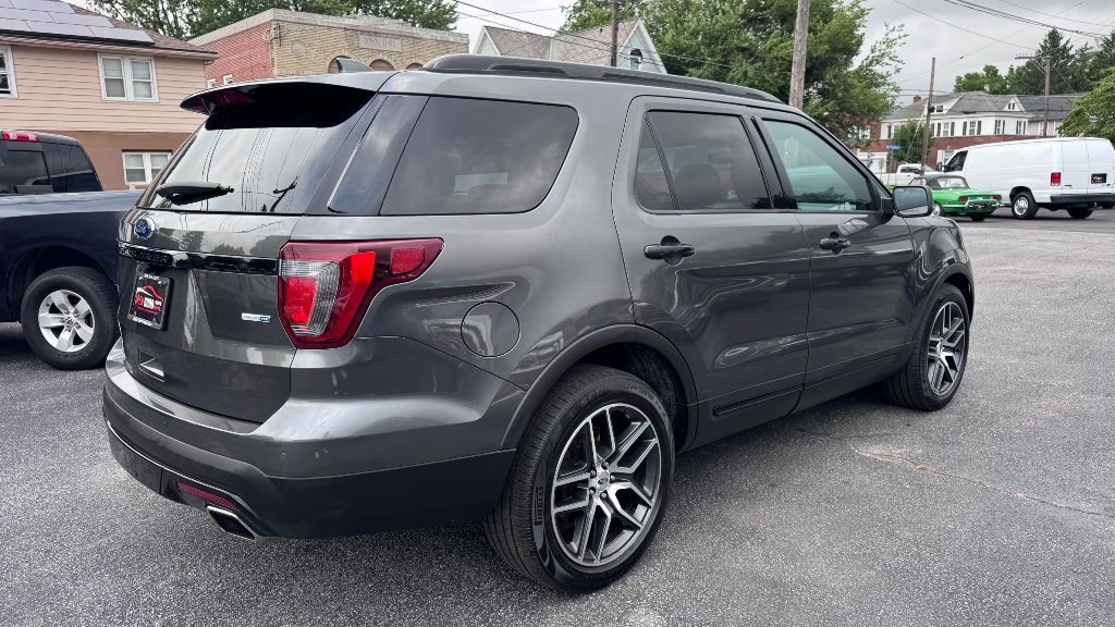 2017 Ford Explorer Image 7