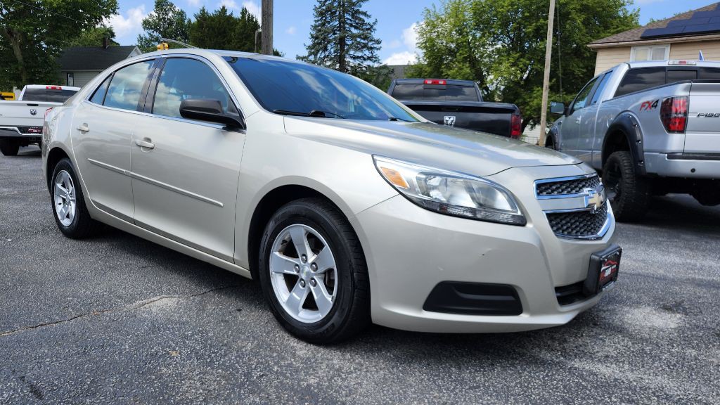 2013 Chevrolet Malibu Image 6