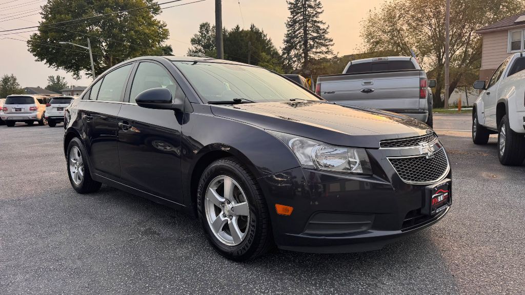 2014 Chevrolet Cruze Image 4