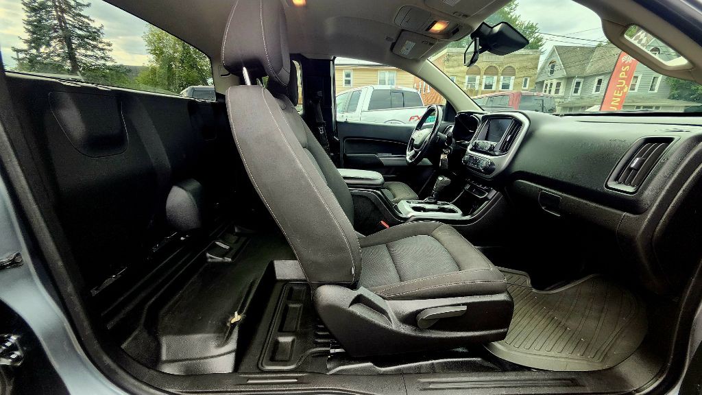 2021 Chevrolet Colorado Image 12
