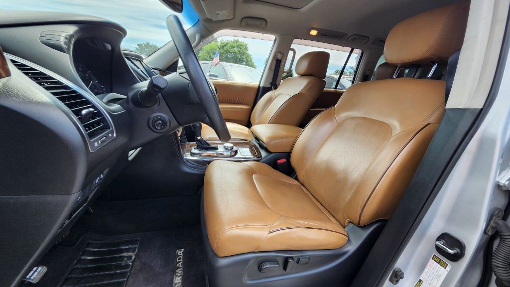 2017 Nissan Armada Image 10