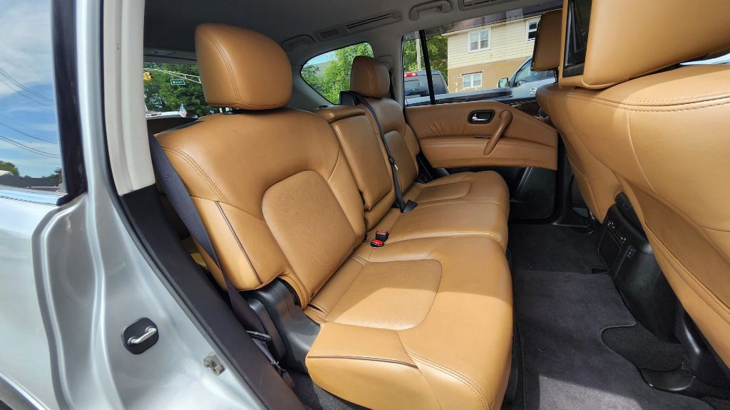 2017 Nissan Armada Image 14