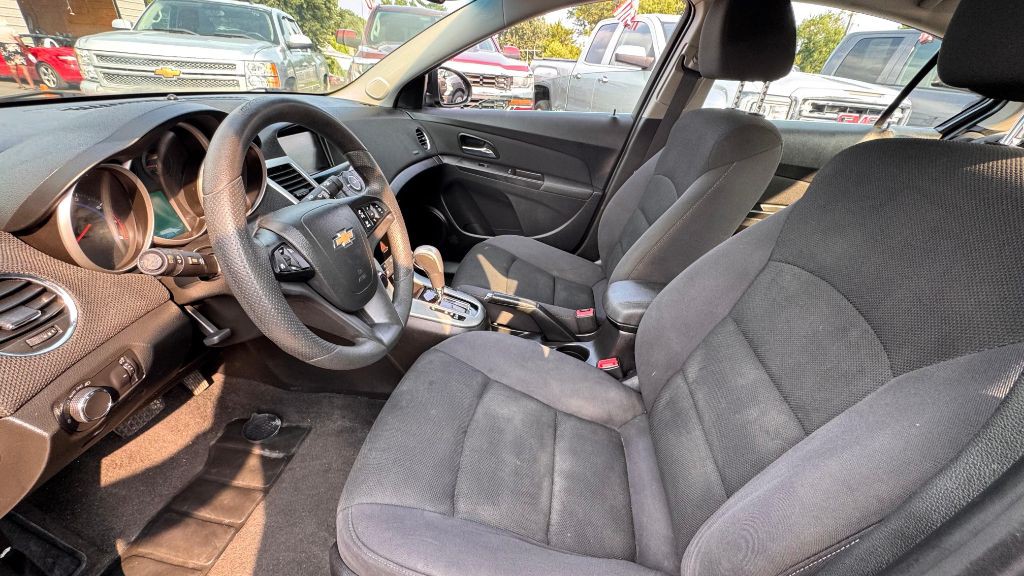 2016 Chevrolet Cruze Image 12