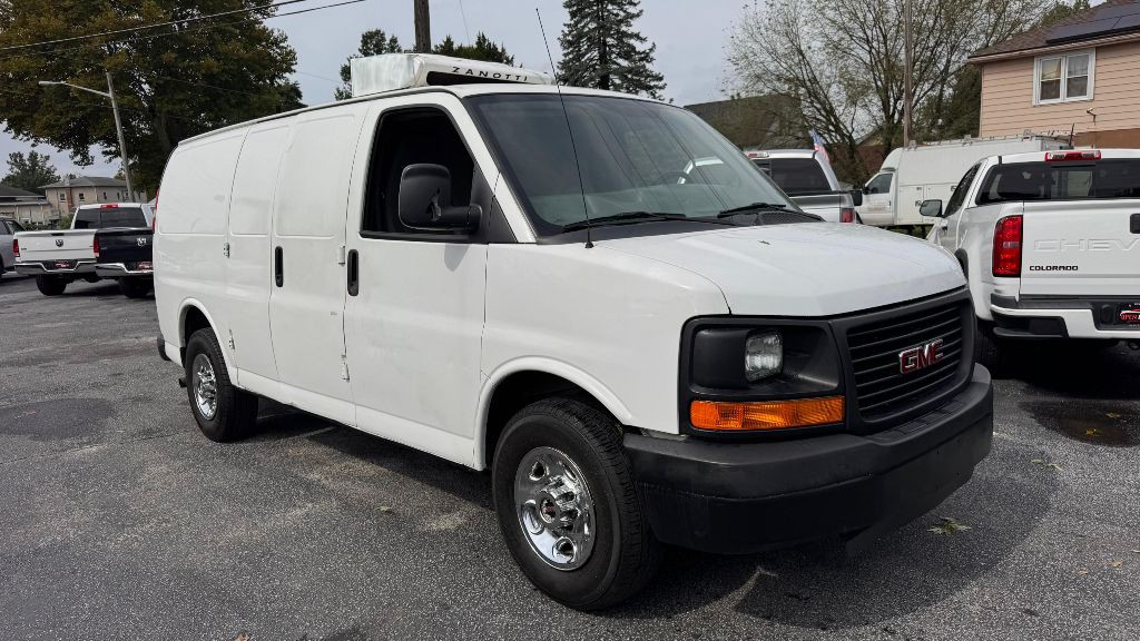 2014 GMC Savana Image 4