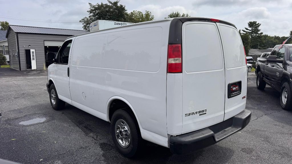 2014 GMC Savana Image 6