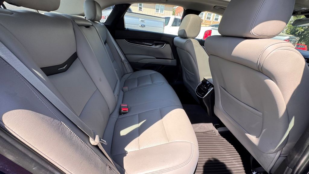 2017 Cadillac XTS Image 10