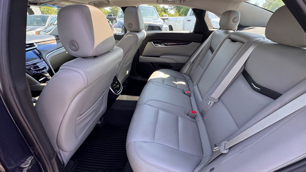 2017 Cadillac XTS Image 11