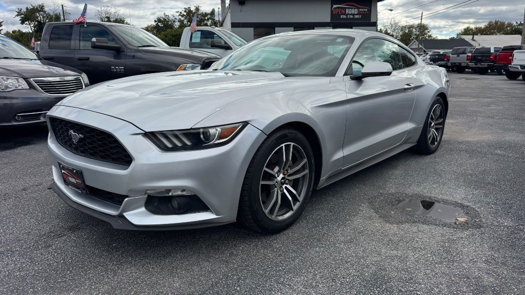 2017 Ford Mustang Image 3