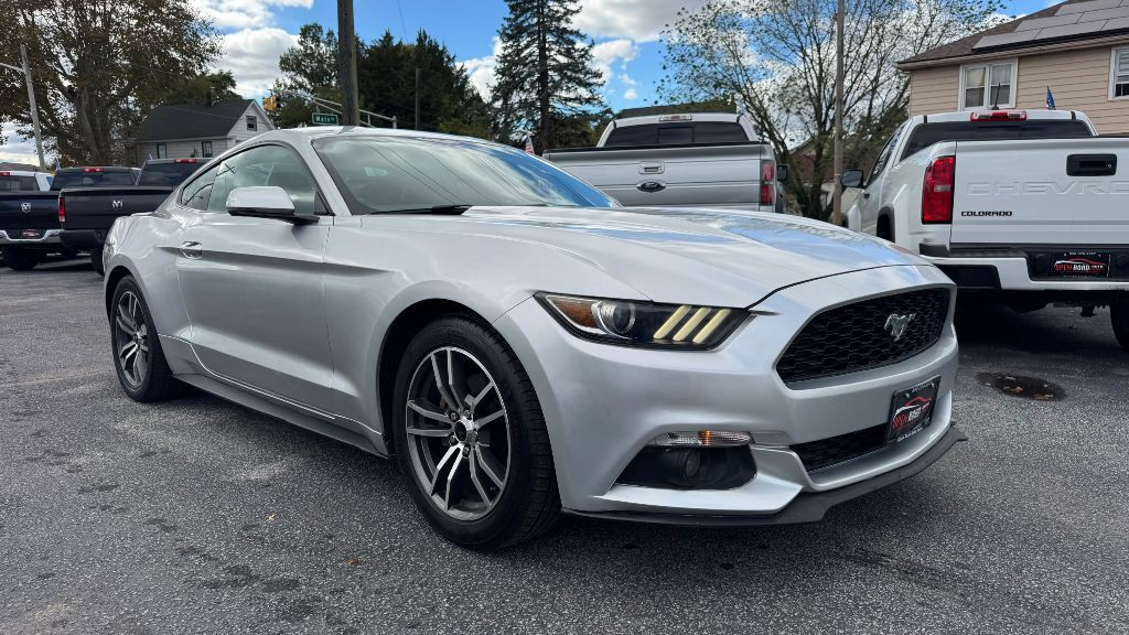 2017 Ford Mustang Image 5