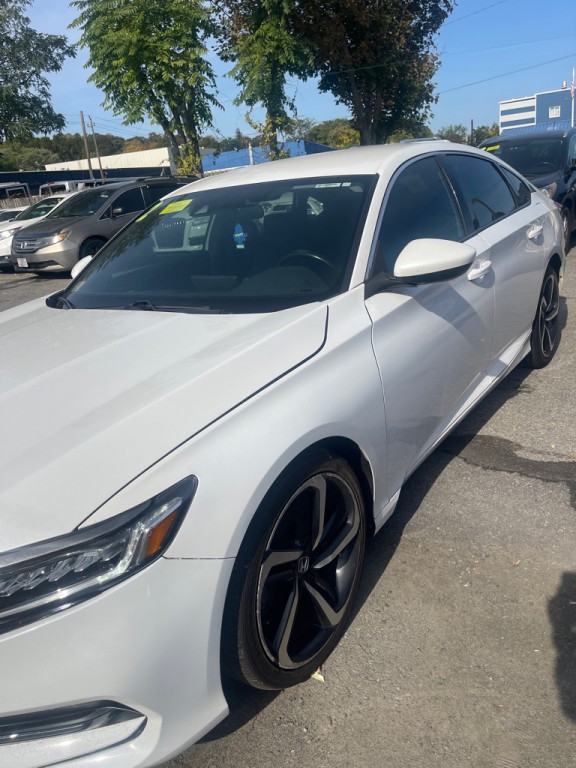 2020 Honda Accord Image 2