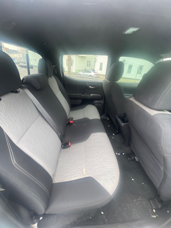 2020 Toyota Tacoma Image 7