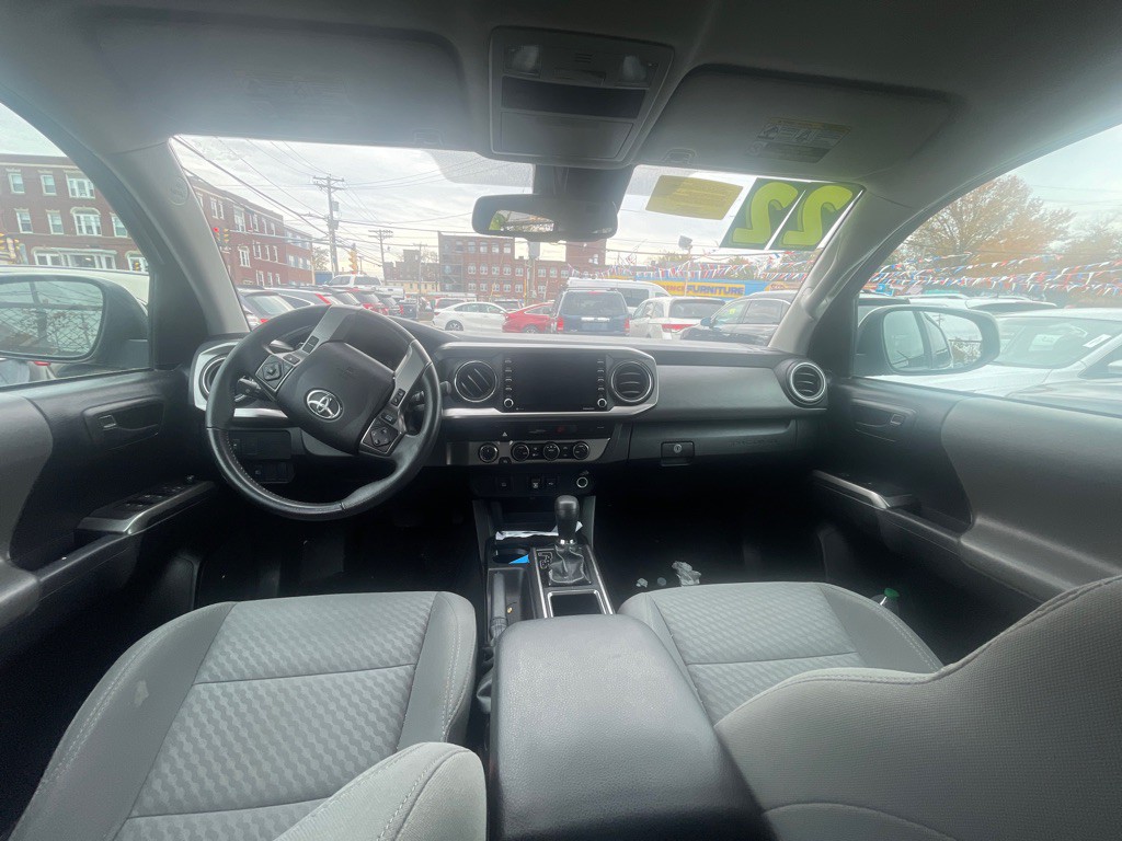 2022 Toyota Tacoma Image 4