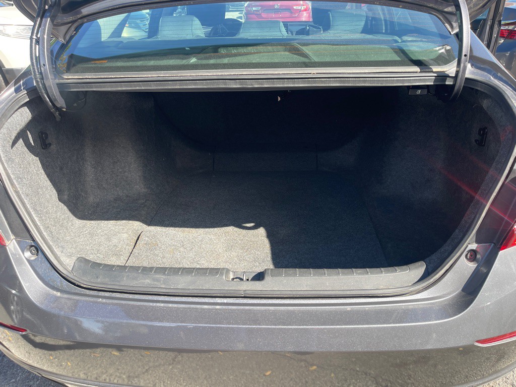 2019 Honda Accord Image 4