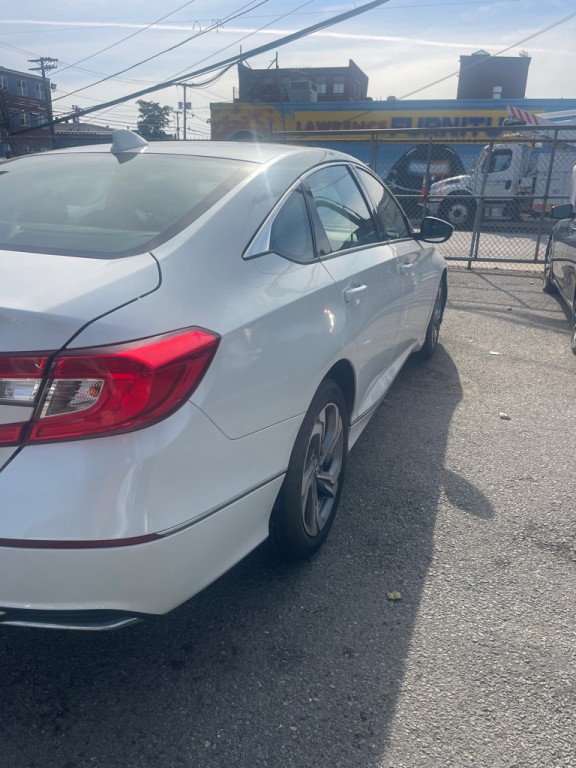 2018 Honda Accord Image 5