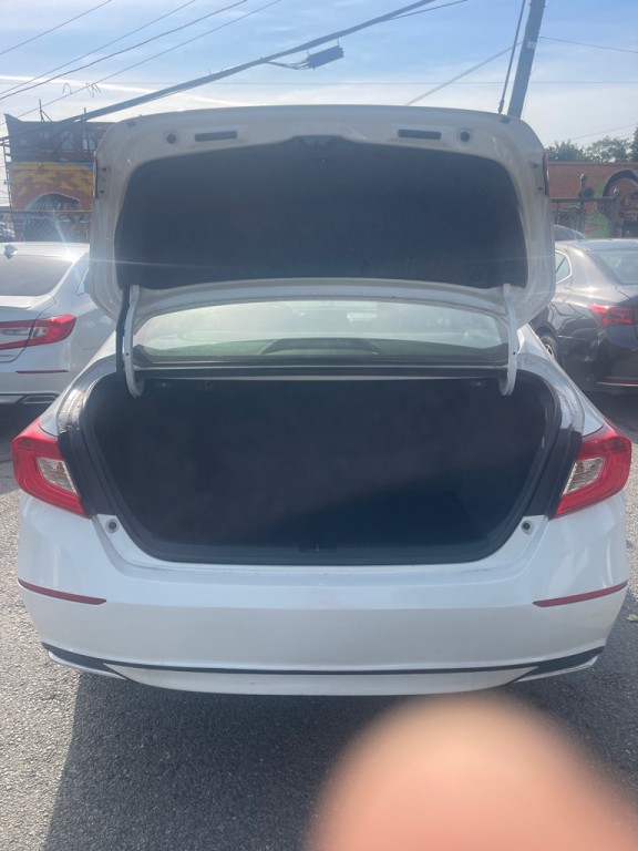 2018 Honda Accord Image 6