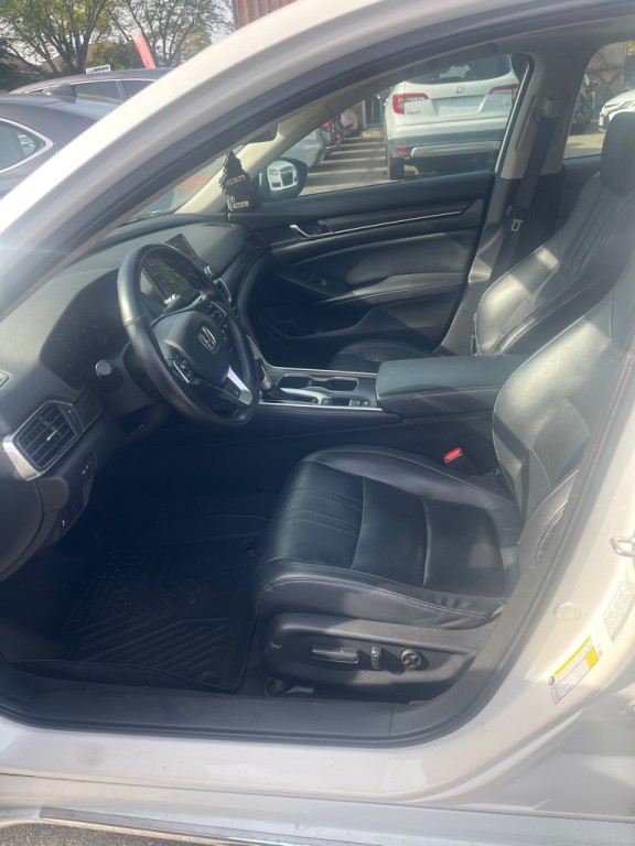 2018 Honda Accord Image 8