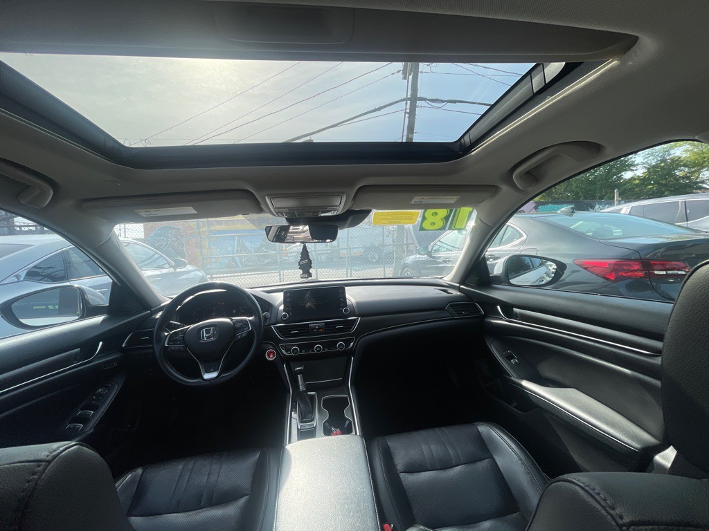 2018 Honda Accord Image 9