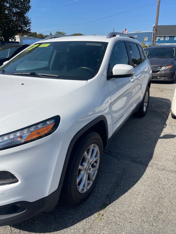2017 Jeep Cherokee Image 8