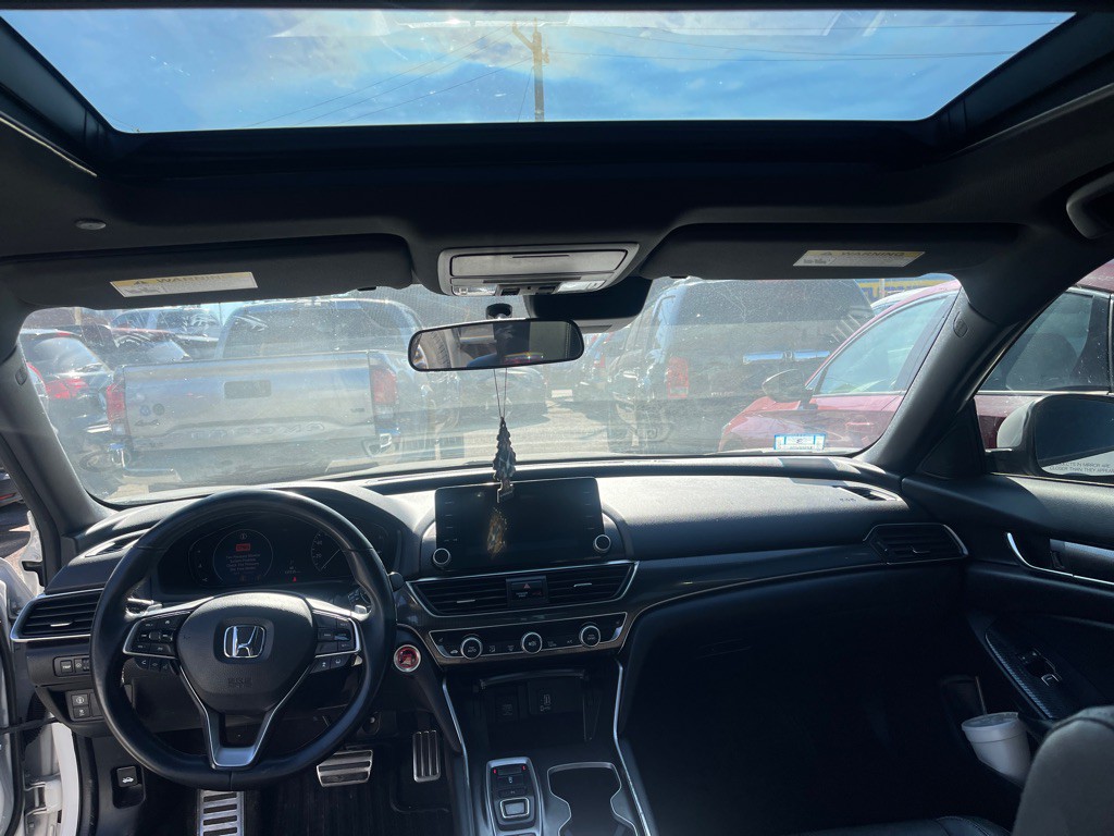2019 Honda Accord Image 7