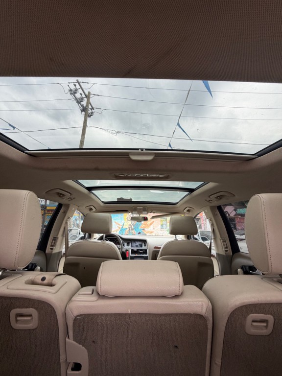 2013 Audi Q7 Image 11