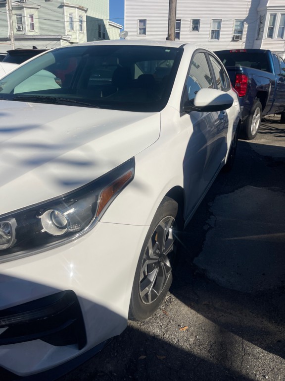 2021 Kia Forte Image 2