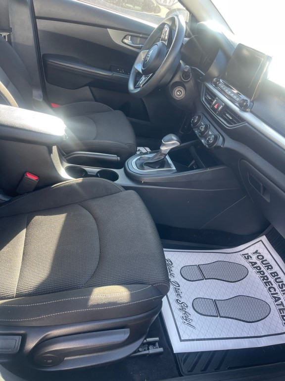 2021 Kia Forte Image 7