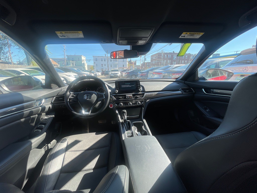 2021 Honda Accord Image 1
