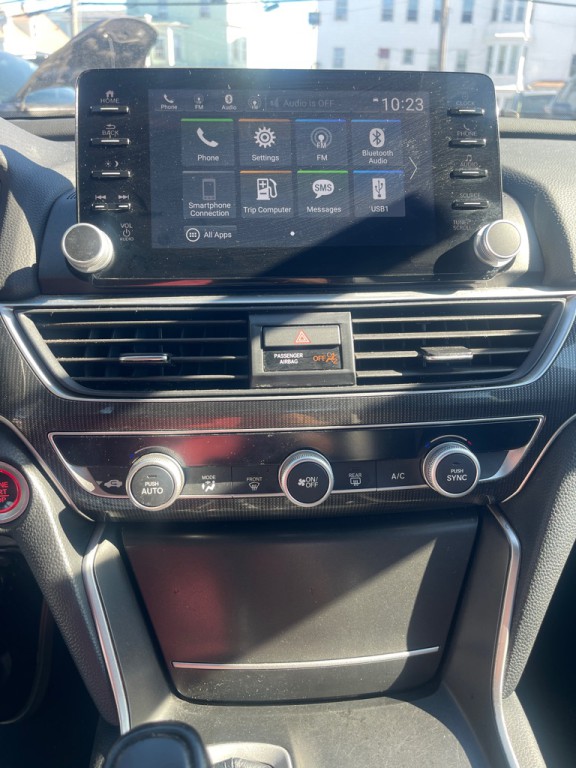 2021 Honda Accord Image 8