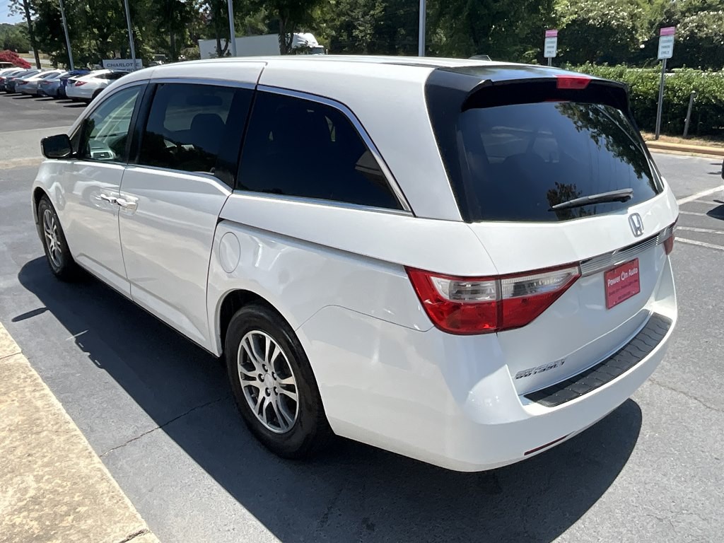 2012 Honda Odyssey Image 4