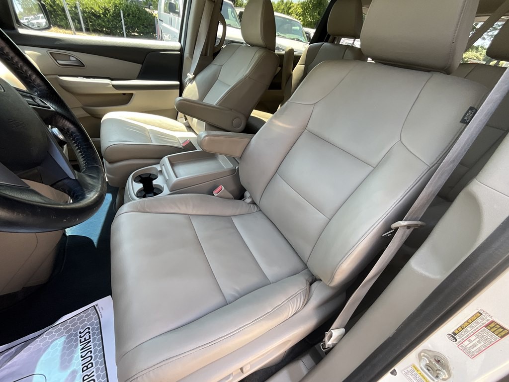2012 Honda Odyssey Image 17
