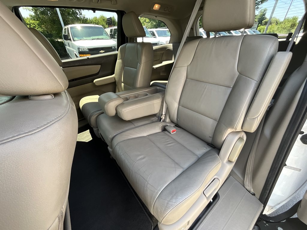 2012 Honda Odyssey Image 21
