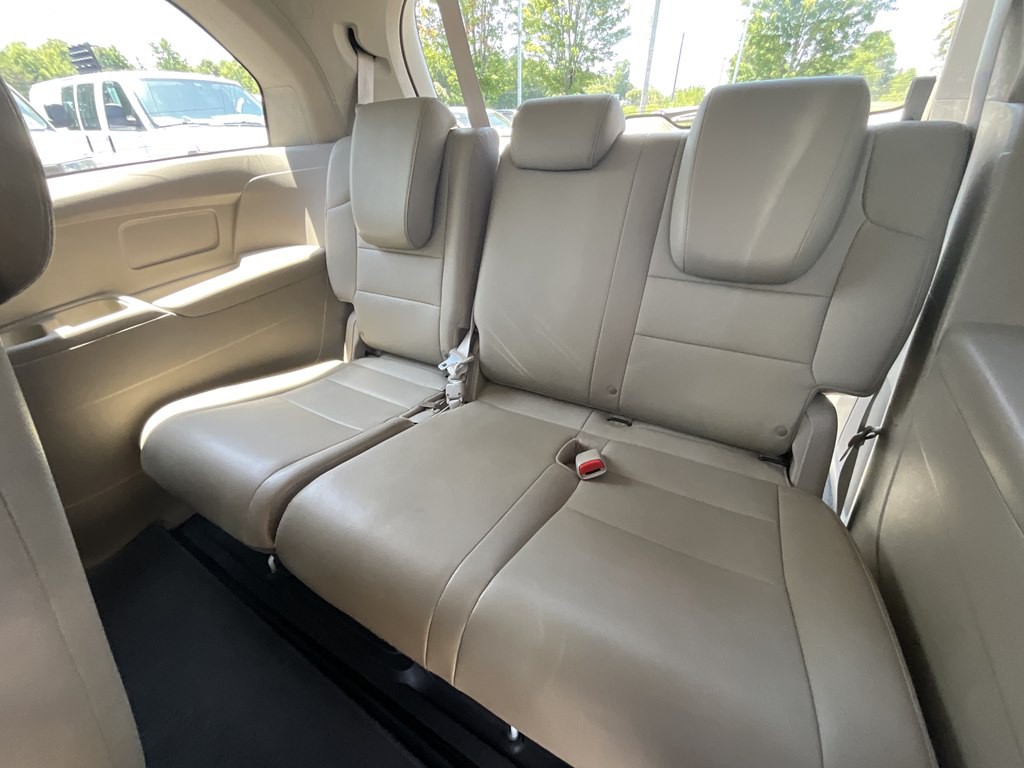2012 Honda Odyssey Image 23