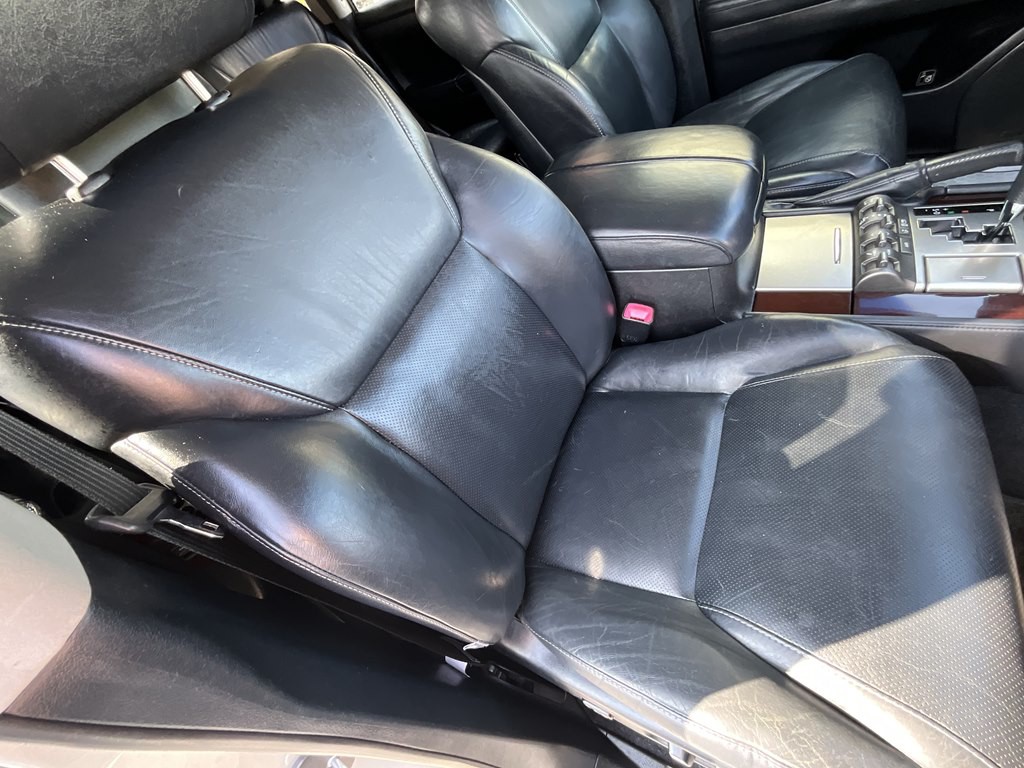 2013 Lexus LX Image 19
